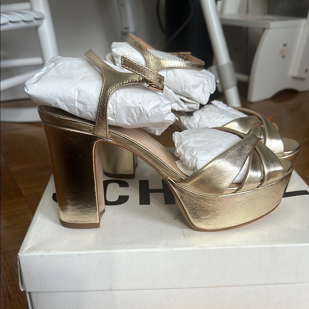SCHUTZ Keefa Gold Platform Heels
